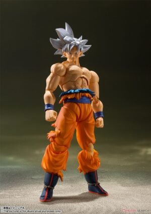 S.H.Figuarts Son Goku Ultra Instinct (Completed) 商品画像1